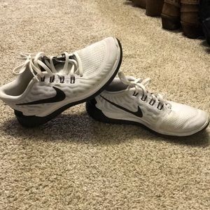 Barely worn Nike free 5.0